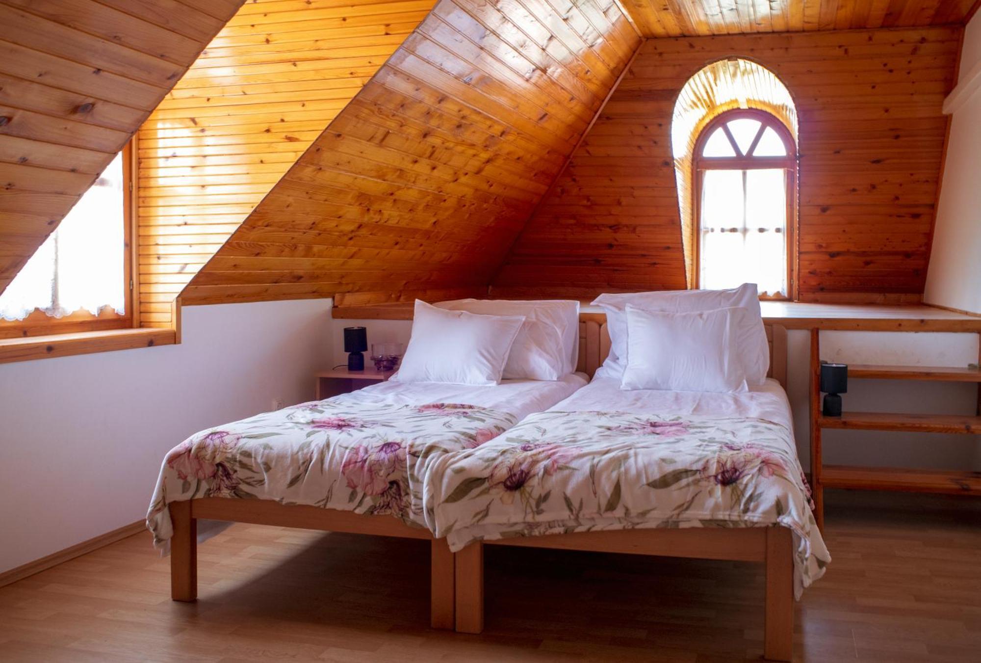 Bella Villa Apartmanhaz Zamárdi Buitenkant foto