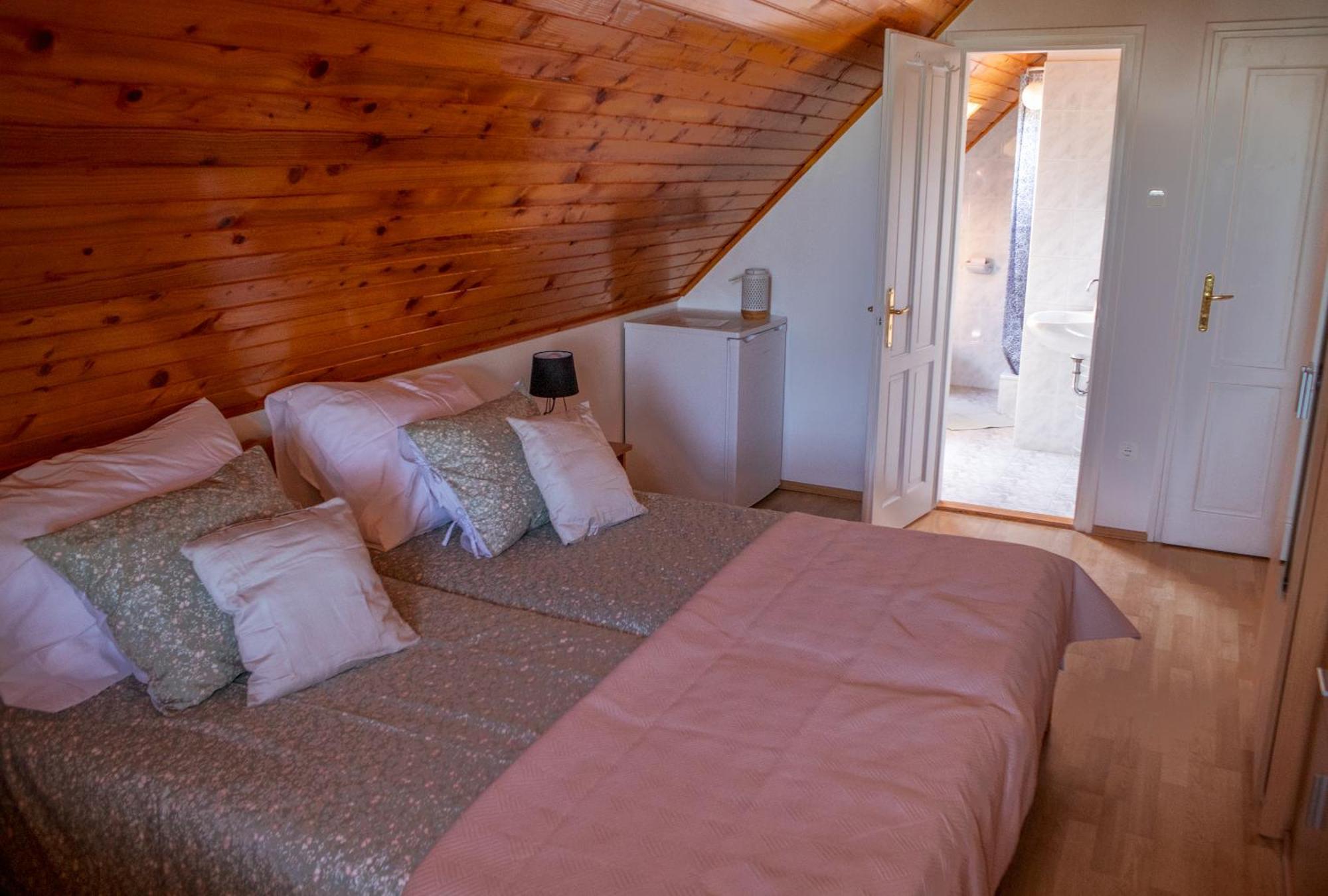 Bella Villa Apartmanhaz Zamárdi Buitenkant foto